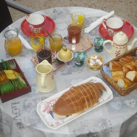 Locastillon 住宿加早餐酒店 卡斯蒂杜加尔德