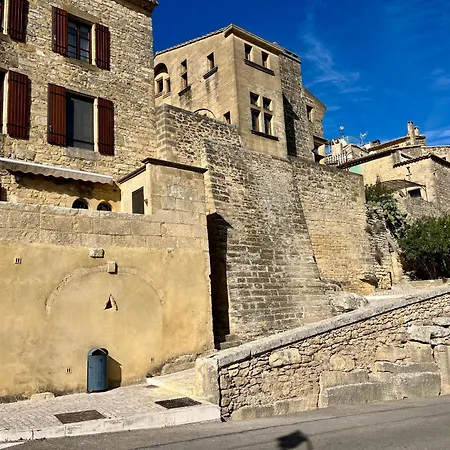 住宿加早餐酒店 Locastillon