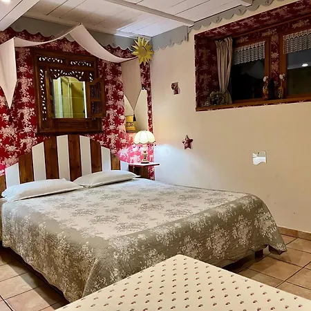 Locastillon 住宿加早餐酒店 3*